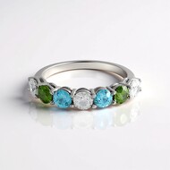 Anello in argento con Zircone Ratanakiri