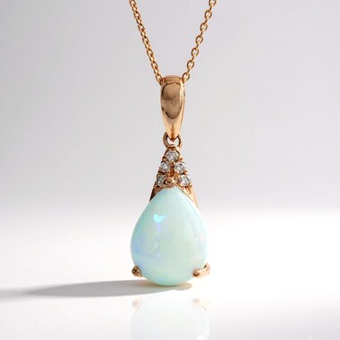 10K AAA Welo Opal Gold Necklace