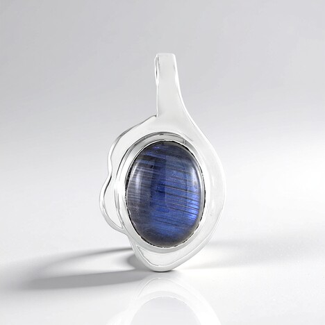 Ciondolo in argento con Labradorite