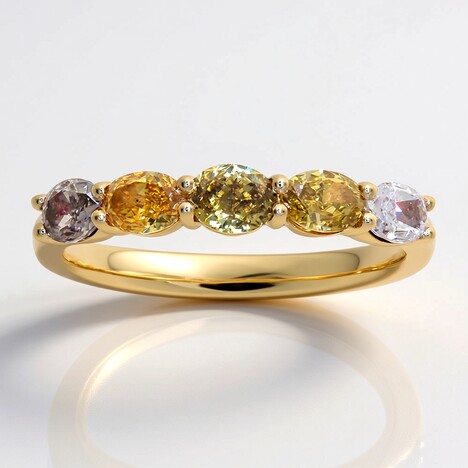 Anello in oro con Diamante Fancy I1 (CIRARI)