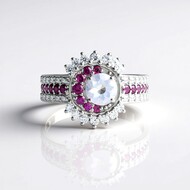 Anillo en plata con Cuarzo azul lunar