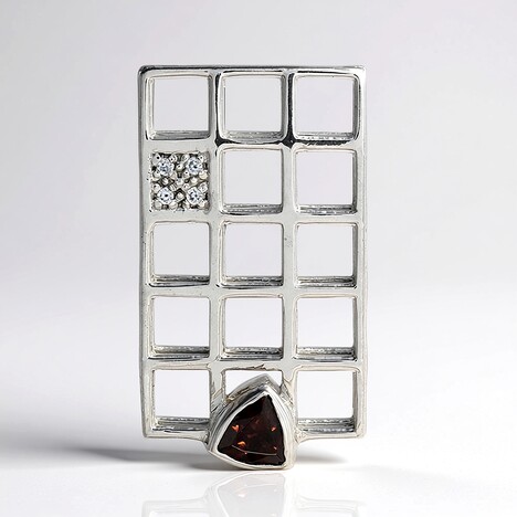 Ciondolo in argento con Zircone Rosso (MONOSONO COLLECTION)