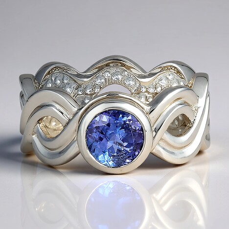 Anello in argento con Tanzanite