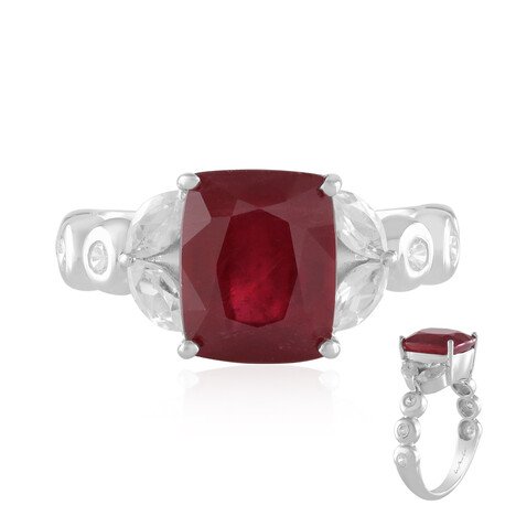 Zilveren ring met een Madagaskar Robijn (de Melo)