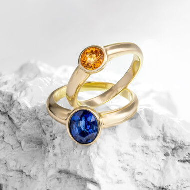 Anillo en oro con Granate mandarina (CUSTODANA)