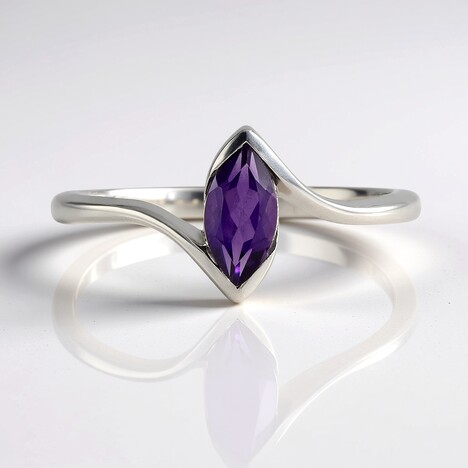 Anello in argento con Ametista Zambiana