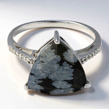 Anello in argento con Ossidiana Fiocco di Neve
