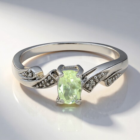 Anello in argento con Ortoclasio
