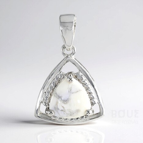 Ciondolo in argento con Howlite