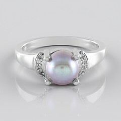 Bague en argent et Perle de culture d'eau douce argentée