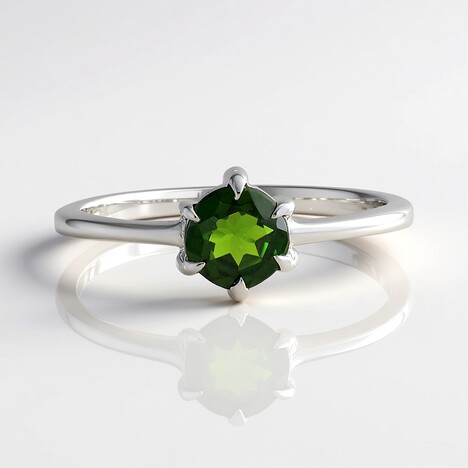 Anello in argento con Diopside Russo