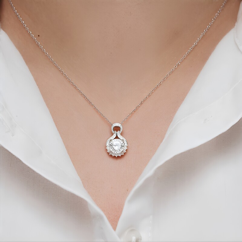 Ciondolo in argento con Danburite