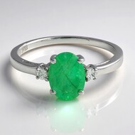 Anillo en plata con Esmeralda de Bahía