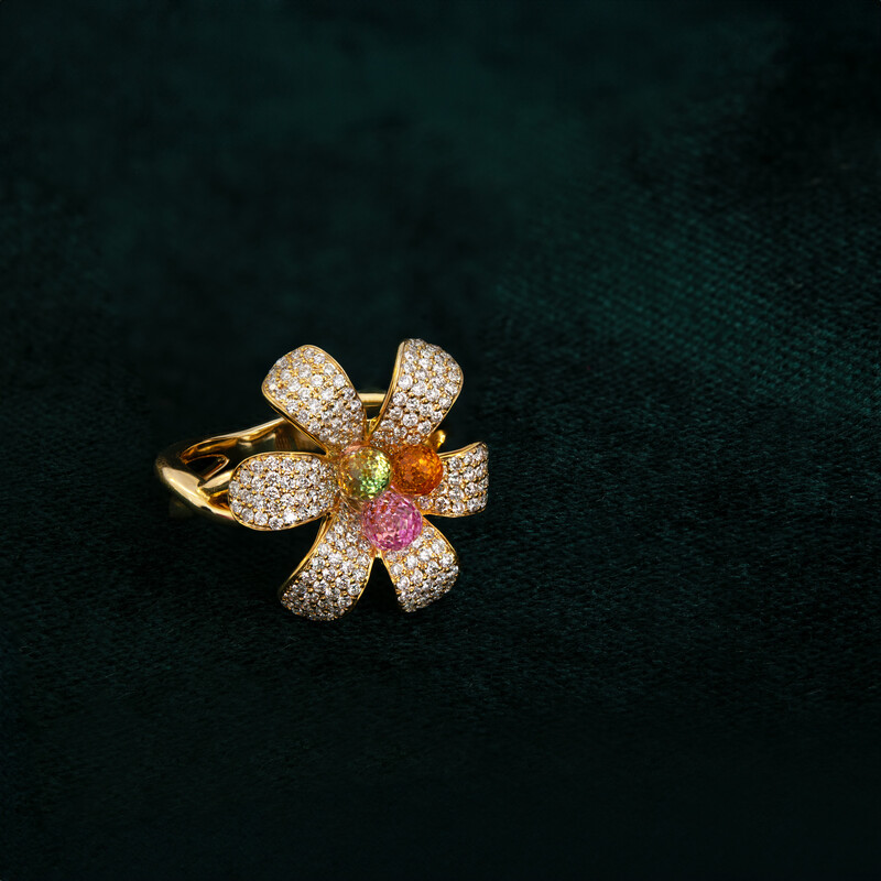 Anillo en oro con Zafiro de Ceilán rosa (Estée Collection)