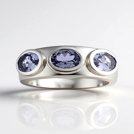 Anello in argento con Tanzanite (non riscaldata)