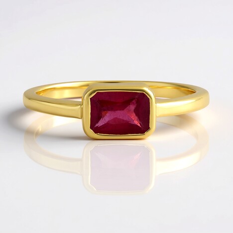 Anello in argento con Rubino del Madagascar