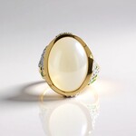 Anello in argento con Pietra di Luna Bianca (Adela Silber)