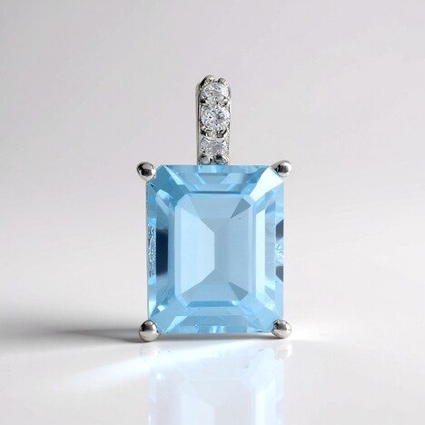Pendentif en argent et Topaze bleu ciel