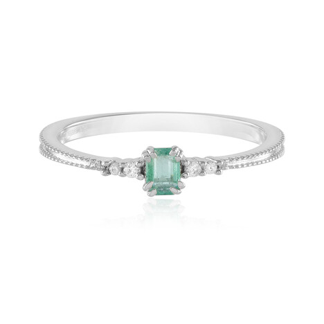 Zilveren ring met een Colombiaanse smaragd