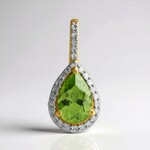 Ciondolo in oro con Peridoto Wagogo