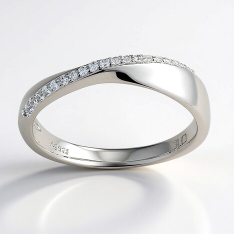 Anello in argento con Zircone