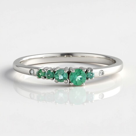 Anello in argento con Alessandrite