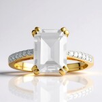 Bague en argent et Topaze blanche