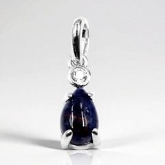Ciondolo in argento con Sodalite