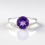 Anello in argento con Ametista Siberiana