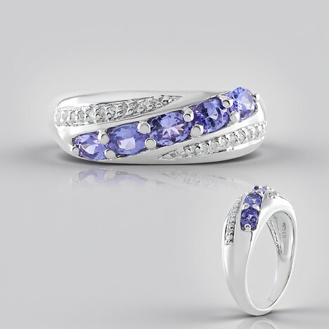 Anello in argento con Tanzanite