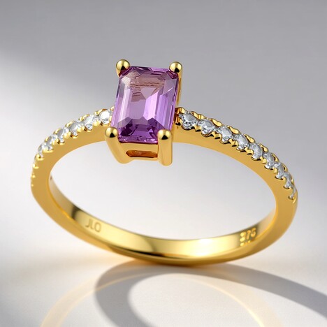 Anello in oro con Zaffiro Ceylon Porpora (non riscaldato)