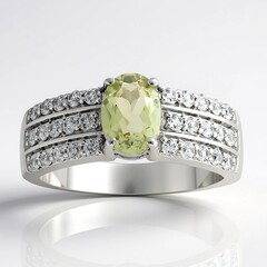 Anello in argento con Diasporo cangiante