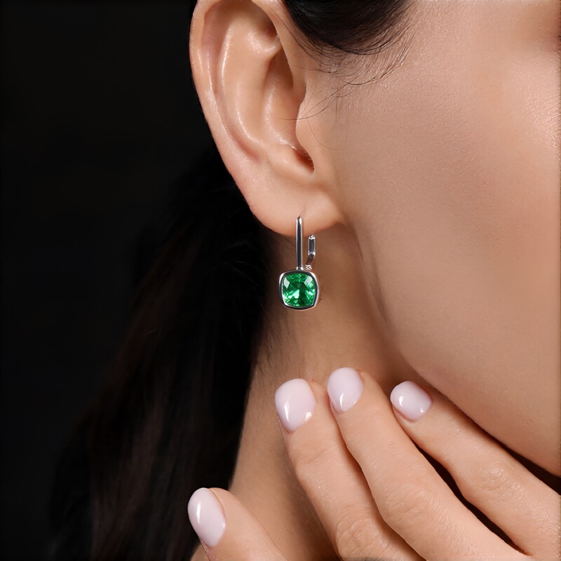 Pendientes en plata con Cuarzo verde esmeralda (MONOSONO COLLECTION)