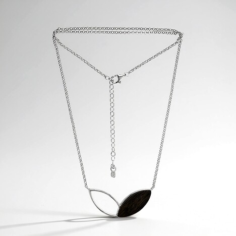 Collana in argento con Quercia Nera (dagen)