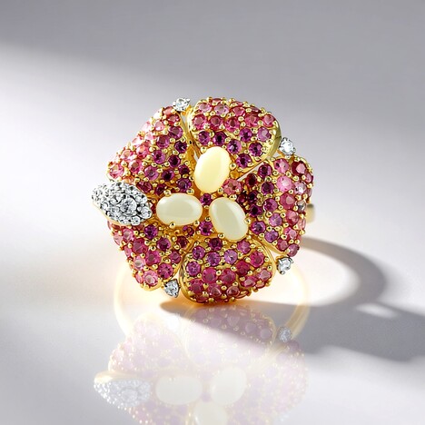 Anello in oro con Opale di Welo (D'vyere)