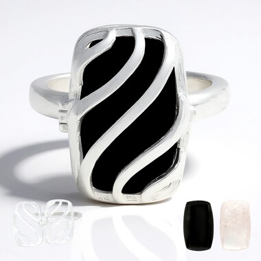 Anello in argento con Onice Nero