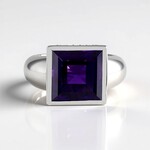 Anello in argento con Ametista Zambiana (de Melo Essence)