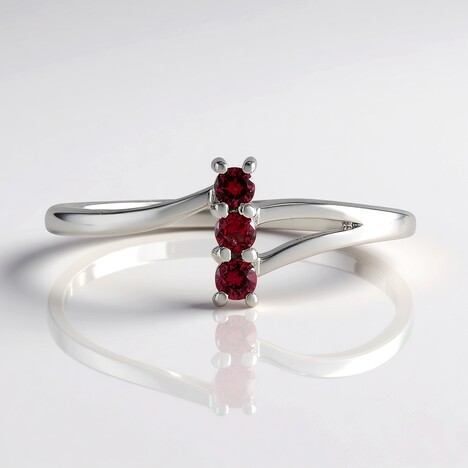 Anello in argento con Spinello Rosso
