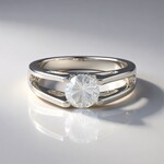 Anello in argento con Zircone