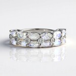 Anello in argento con Pietra di Luna Arcobaleno