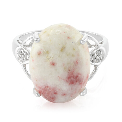 Zilveren ring met een cinnaber