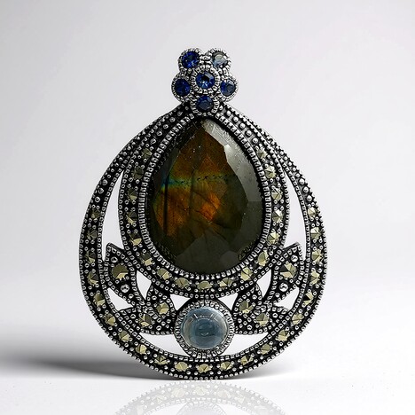 Ciondolo in argento con Labradorite (Annette classic)