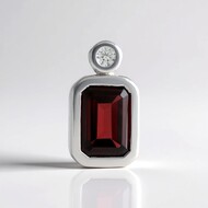 Colgante en plata con Granate de Mozambique