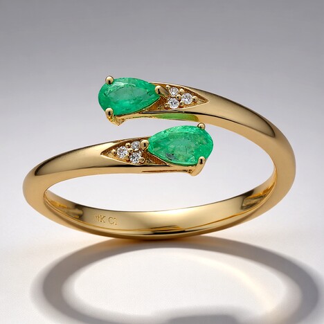 Anello in oro con Smeraldo Zambia AAA (CIRARI)