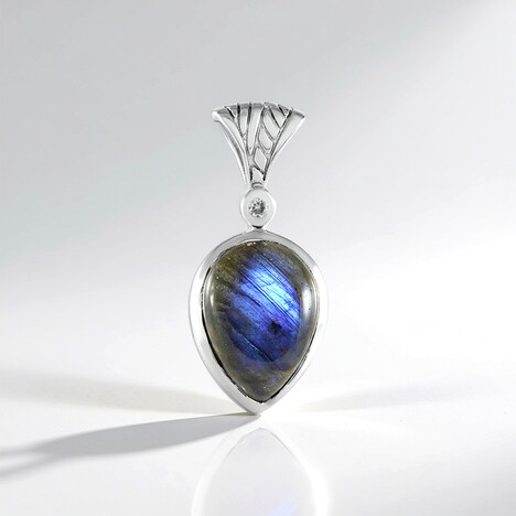 Ciondolo in argento con Labradorite