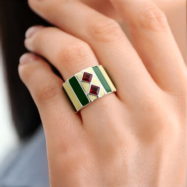 Zilveren ring met Mozambique granaten (TPC)