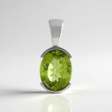 Peridot-Silberanhänger