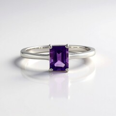 Anello in argento con Ametista del Marocco