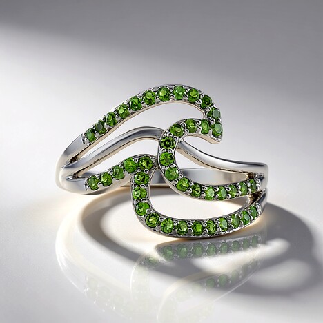 Anello in argento con Diopside Russo