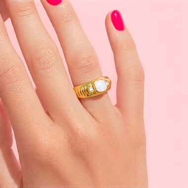 Anello in argento con Opale di Welo
